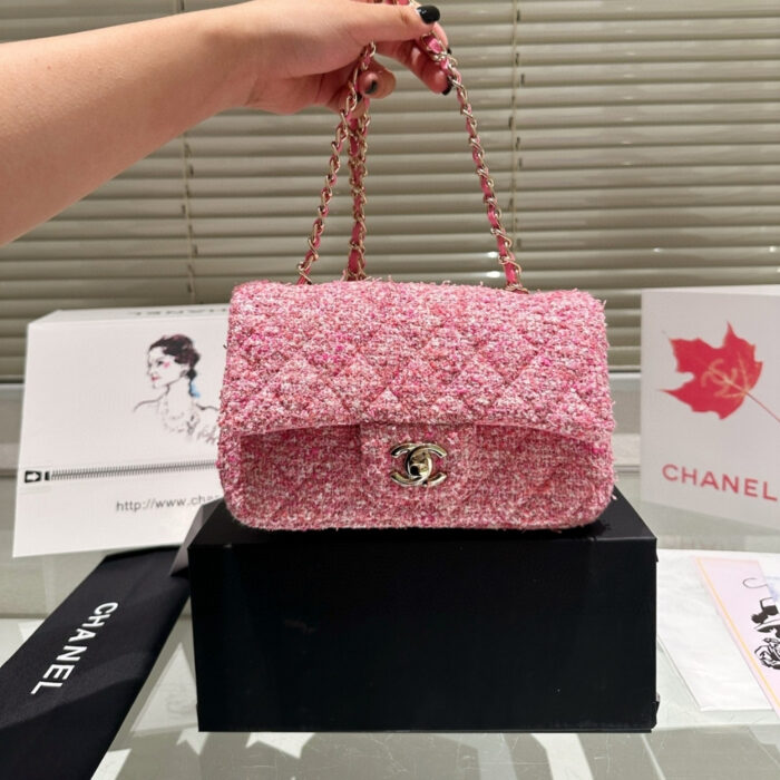 Chanel Flap Bag Tweed Mini Rectangular Pink Boucle 20Cm - Image 2