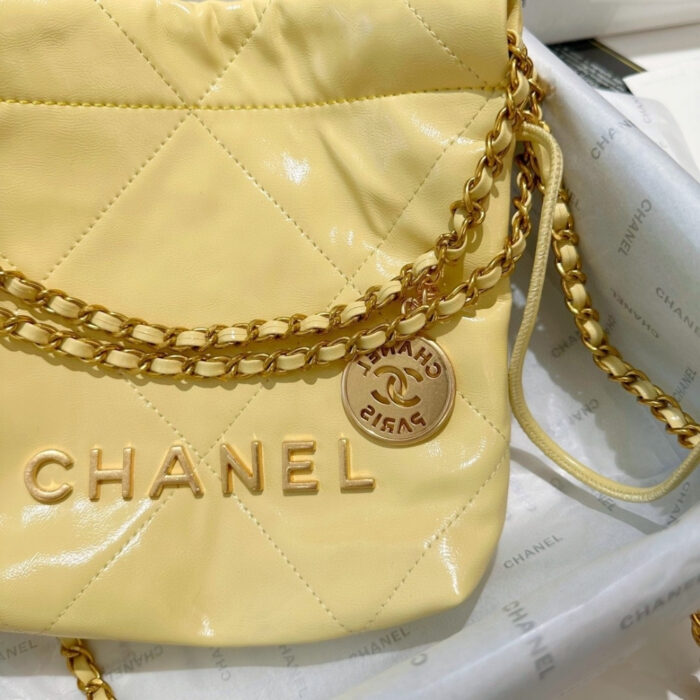 Chanel 22 Mini Handbag Yellow 20Cm - Image 4