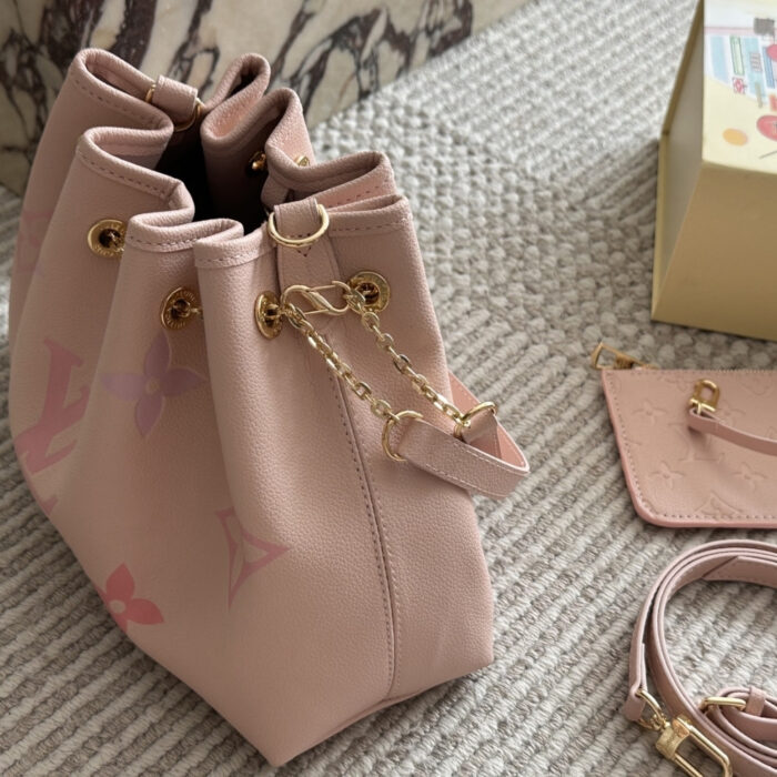 Louis Vuitton Summer Bundle Pink 28Cm - Image 4