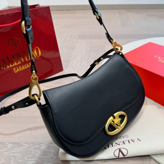 Valentino Garavani Ohval Shoulder Bag Black 28Cm - Image 2