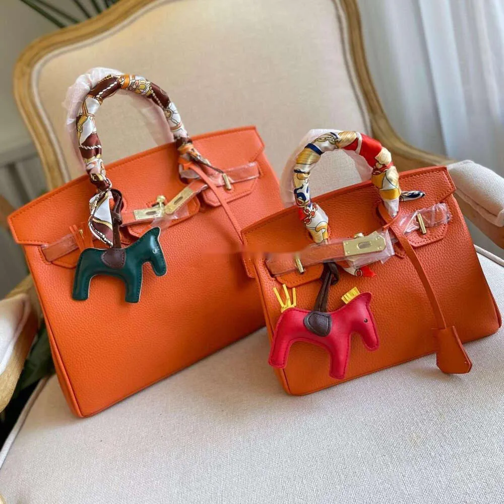 Hermes Birkin 25 Bag Togo Orange 25cm - Image 2