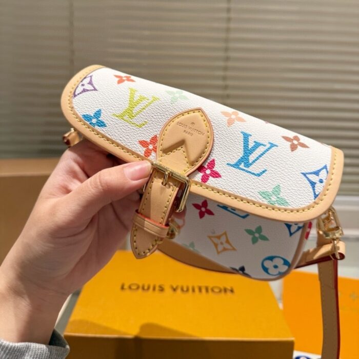 Louis Vuitton x Takashi Murakami Nano Diane Bag Multicolored Blanc 19Cm M14194 - Image 3
