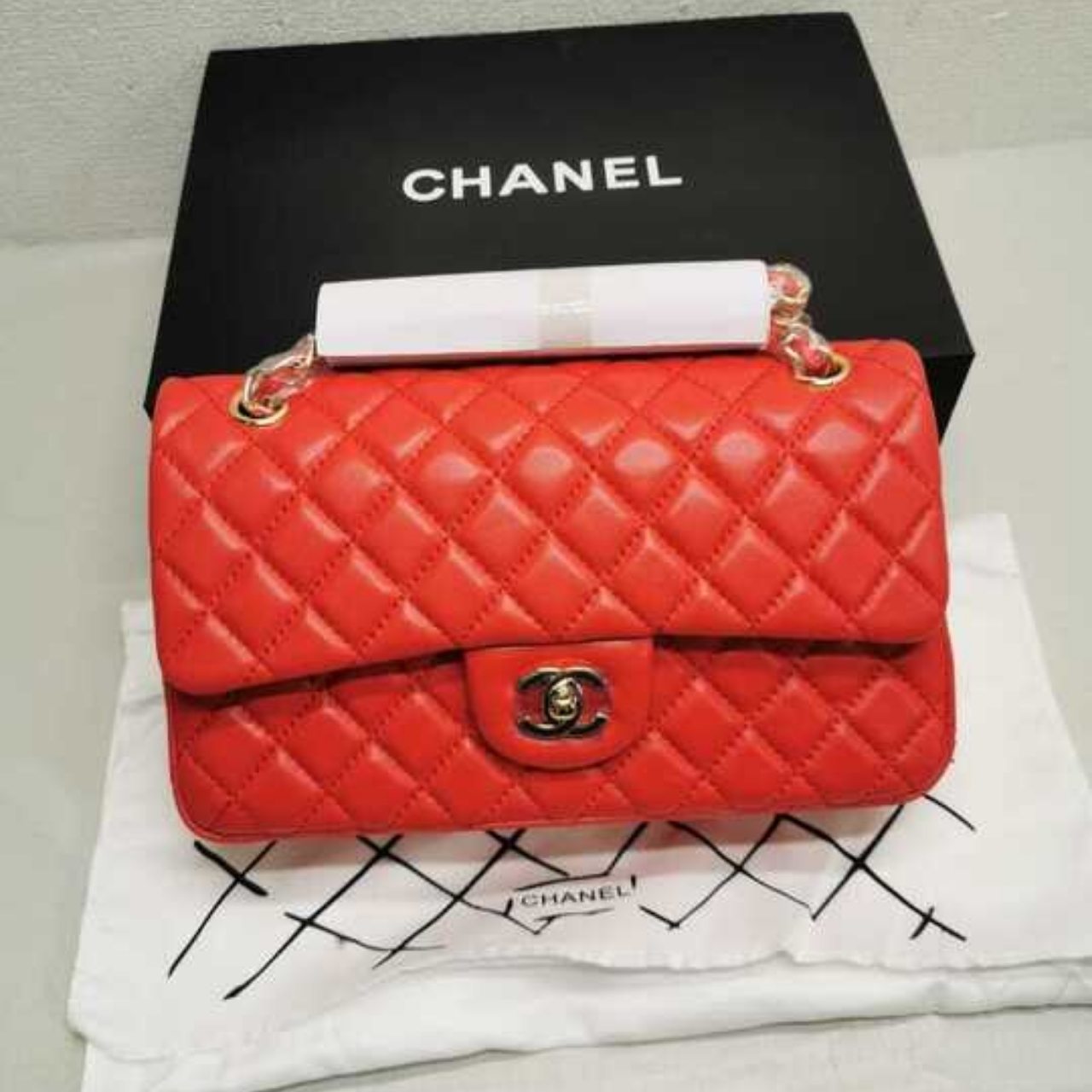 Chanel Classic Handbag Red 25cm A01112 - Image 2