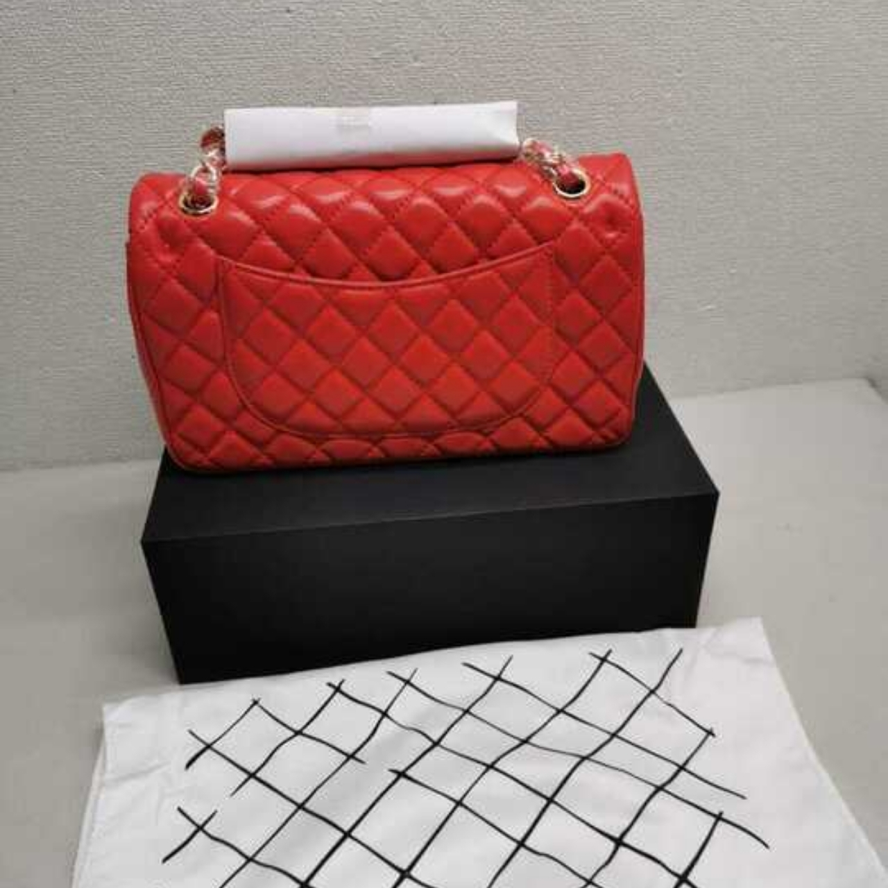 Chanel Classic Handbag Red 25cm A01112 - Image 4