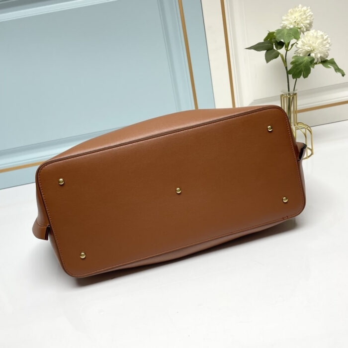Valentino Garavani Large VLogo Escape Shopper Tote Brown 41Cm - Image 5