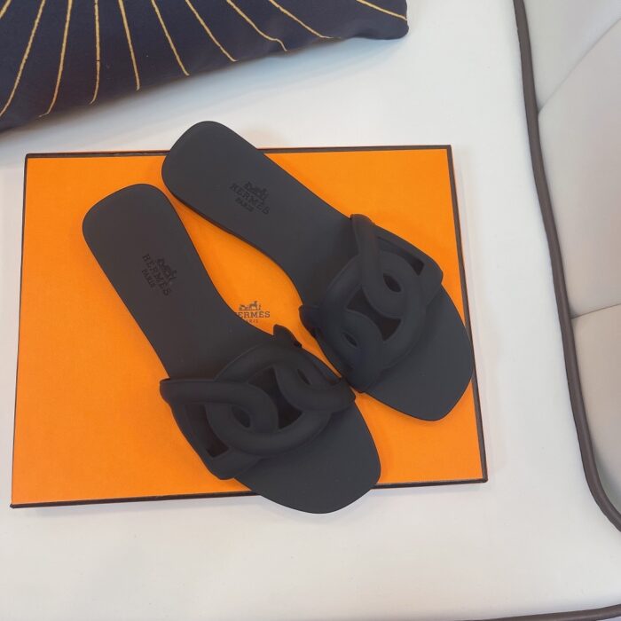 Hermes Aloha Sandal Black H201157Z 02350 - Image 4