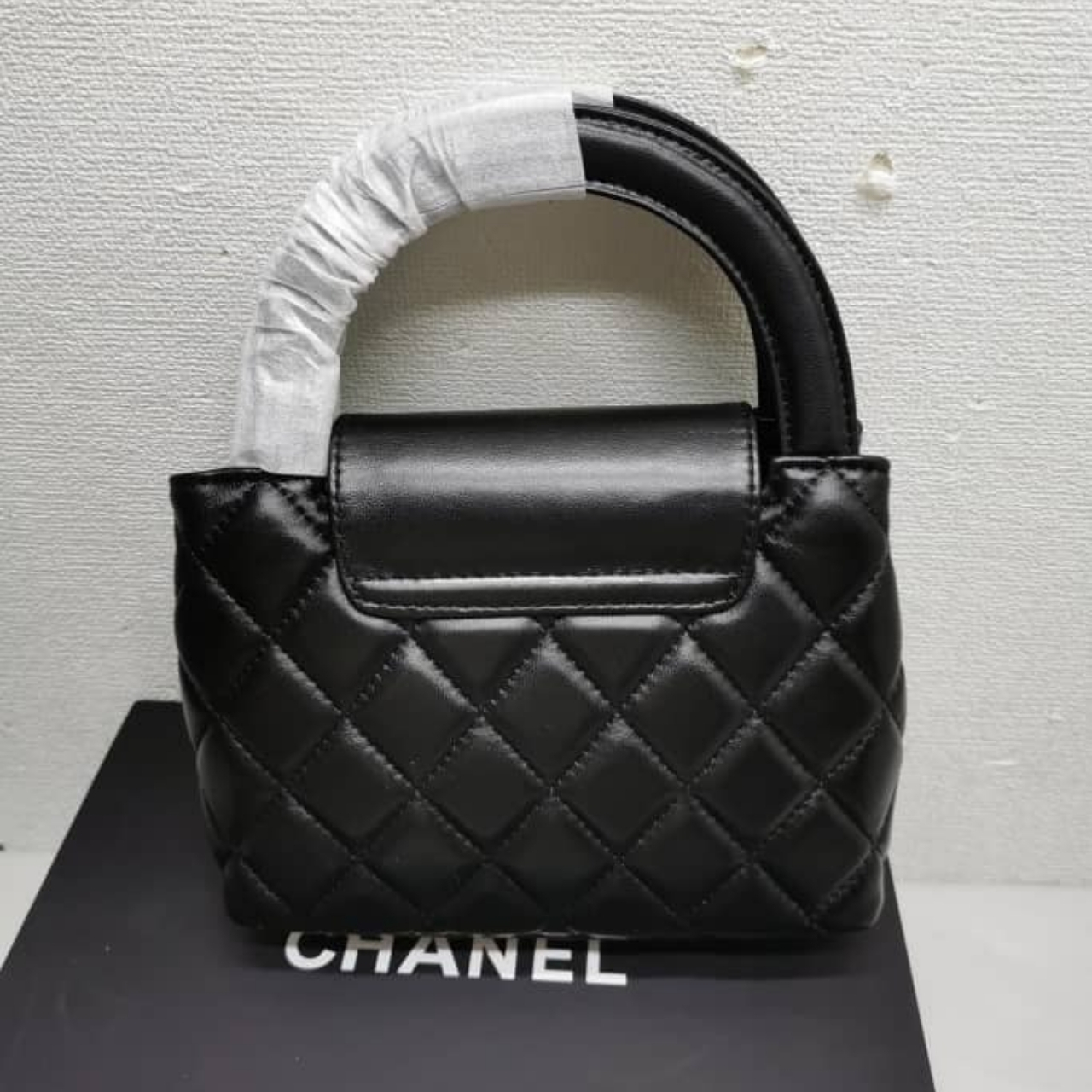 Chanel Kelly Bag Shiny Black 18.5cm AS4416 B14296 94305 - Image 3