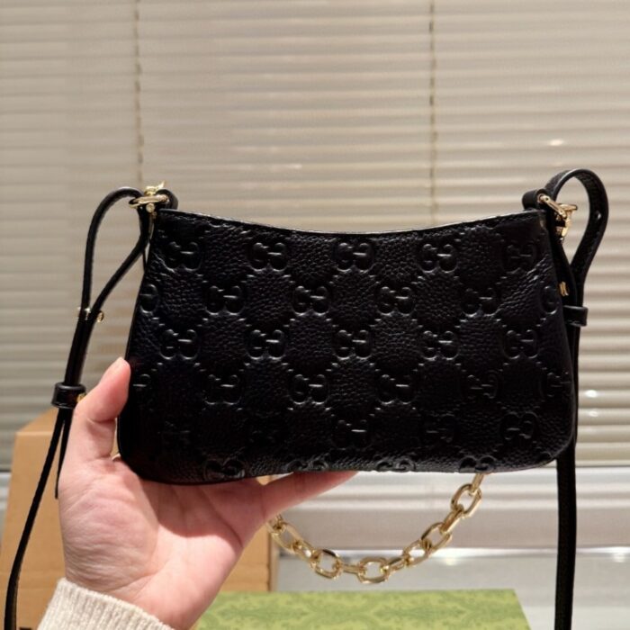 Gucci GG Emblem Super Mini Bag Black 23cm 815278 AAEEM 1000 - Image 2