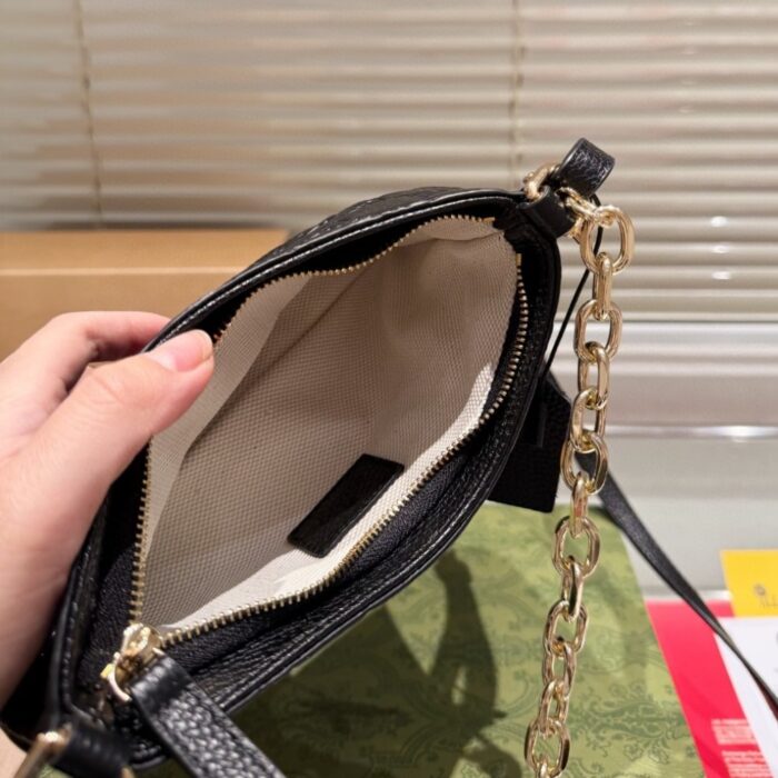 Gucci GG Emblem Super Mini Bag Black 23cm 815278 AAEEM 1000 - Image 6