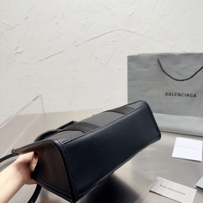 Balenciaga Everyday Tote Black 27cm - Image 6