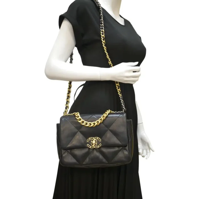 Chanel 19 Flap Bag Black 26cm - Image 5