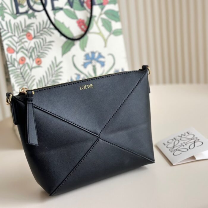 Loewe Puzzle Fold Pouch Black 19cm C510PT1X01 1100 - Image 2