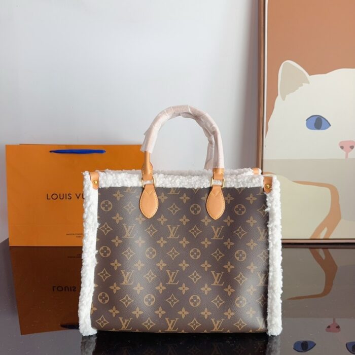 Louis Vuitton On The Go Bag With Fur Monogram 36cm - Image 3