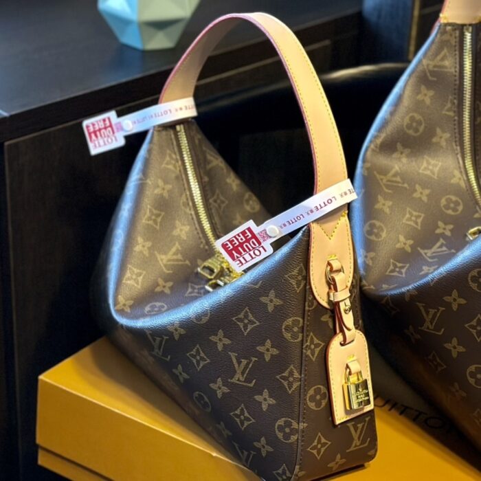 Louis Vuitton Slouchy PM Monogram 30cm M11952 - Image 2