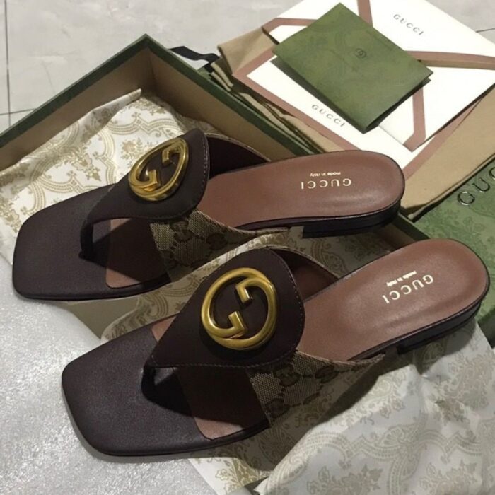 Gucci Women's' Blondie Thong Sandals in Brown - Image 2