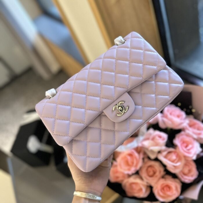 Chanel Classic Handbag Light Purple 23cm - Image 2