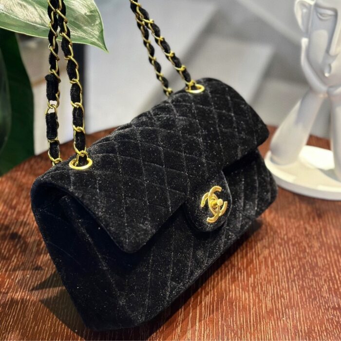 Chanel Medium Classic Double Flap Bag Suede Black 24cm - Image 2