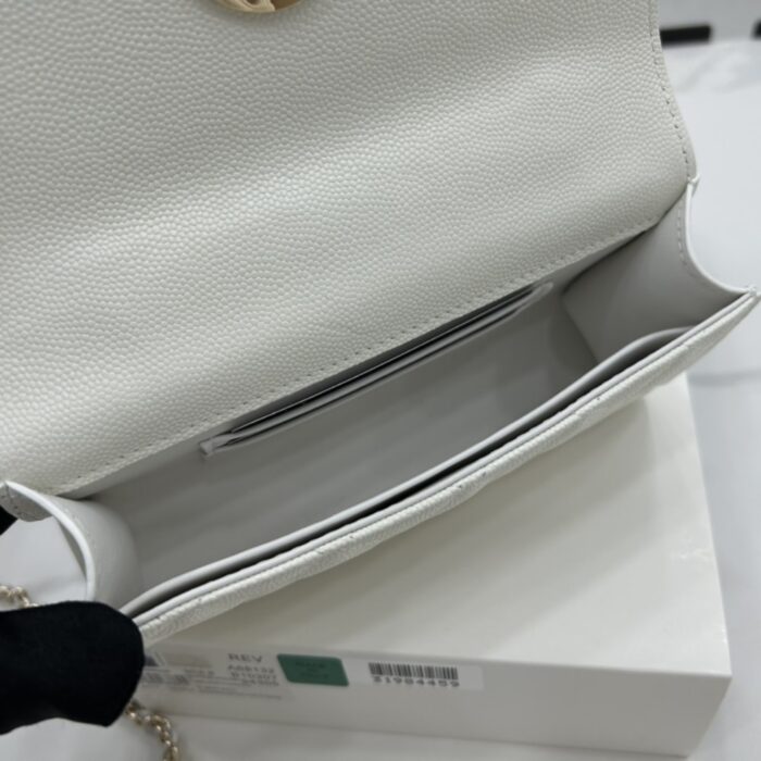 Chanel Kelly Shoulder Bag White 18cm - Image 2
