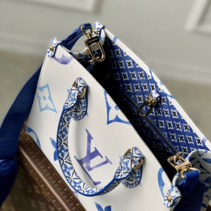 Louis Vuitton Onthego PM Bag Blue 28cm - Image 2