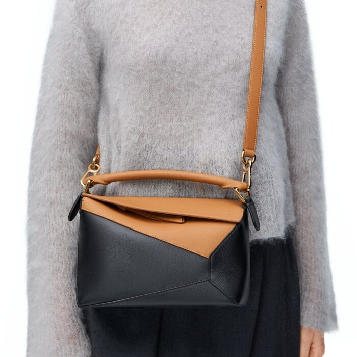 Loewe Small Puzzle Bag Warm Desert And Black 24cm A510P60X44 2727 - Image 3