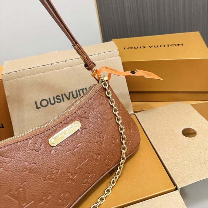 Louis Vuitton Liv Pochette Cognac Brown 26cm M11916 - Image 3