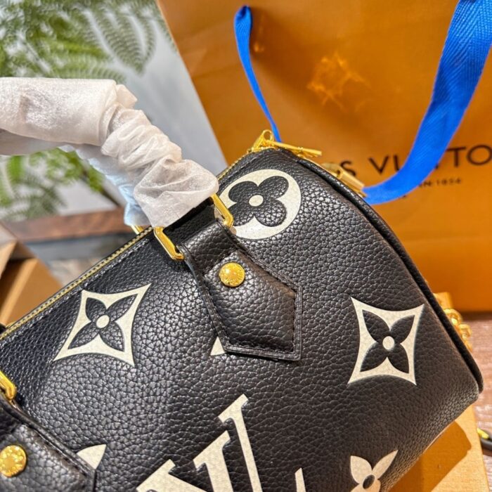 Louis Vuitton Speedy Bandoulière Black 20cm - Image 3