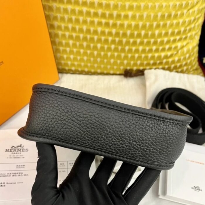 Hermes Evelyne Amazone Bag Noir 17cm H069426CKAV - Image 4