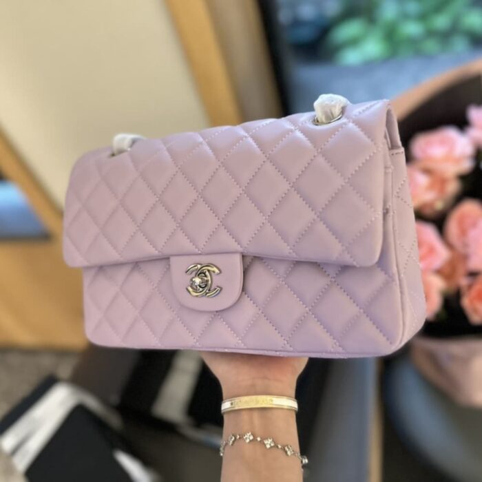 Chanel Classic Handbag Light Purple 23cm - Image 3