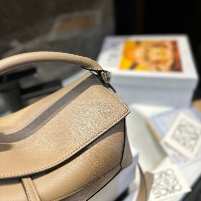 Loewe Small Puzzle Bag Sand 24cm A510P60X30 2150 - Image 4