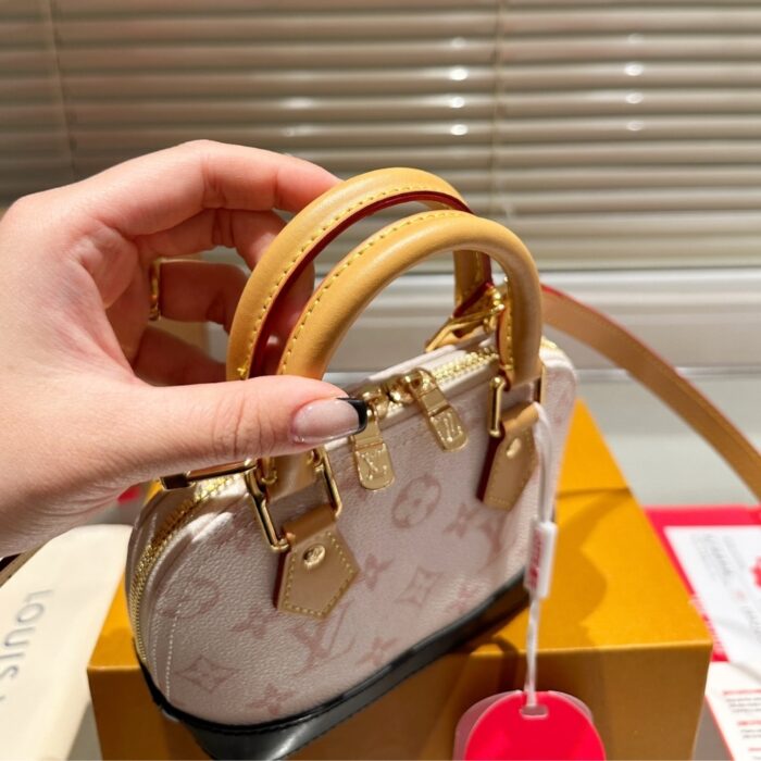Louis Vuitton Nano Alma Beige 16cm M46895 - Image 4