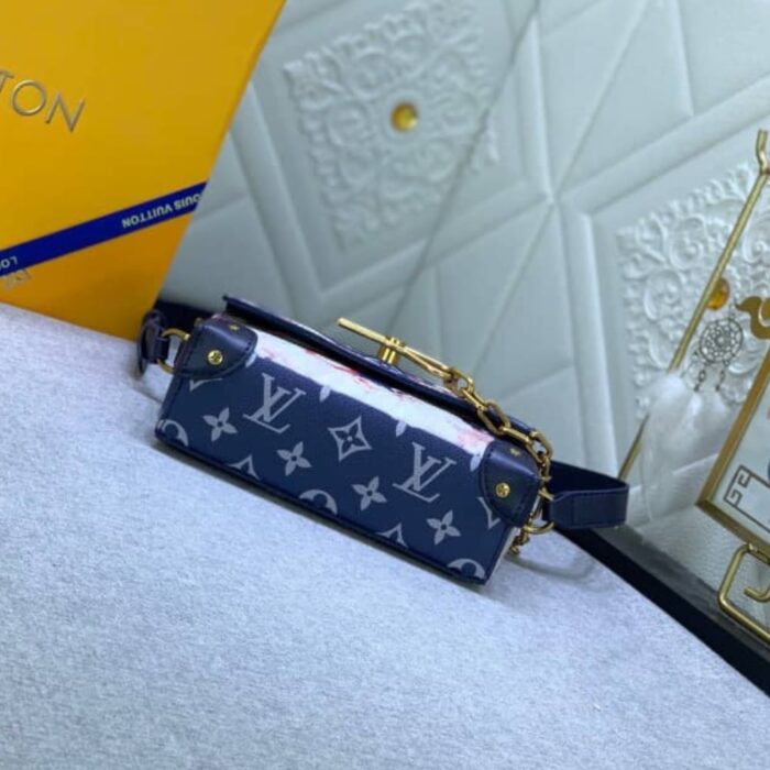 Louis Vuitton Steamer Wearable Wallet Bleach Blue 18cm M82900 - Image 3