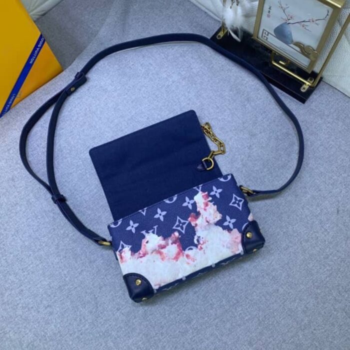 Louis Vuitton Steamer Wearable Wallet Bleach Blue 18cm M82900 - Image 4