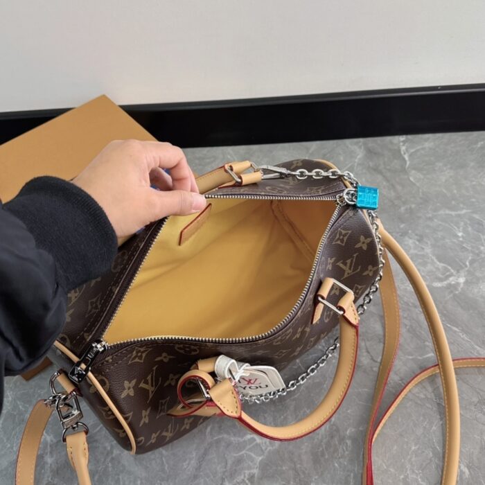 Louis Vuitton Speedy Soft 30 Bag White Tag 30cm - Image 7