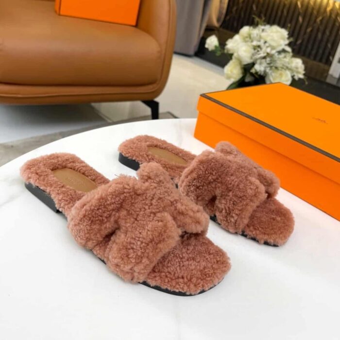 Hermes Oran Teddy Bear Slipper Sandals Cognac - Image 4