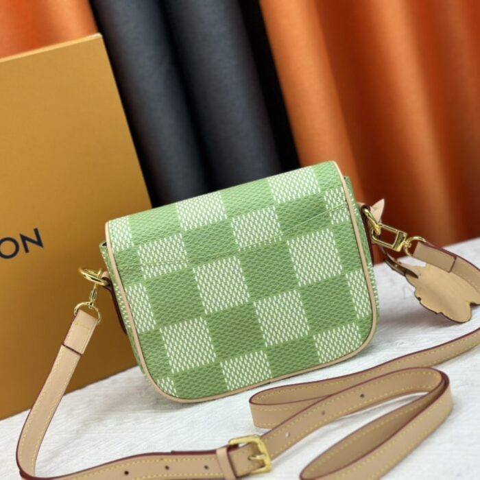 Louis Vuitton Montsouris Messenger Bag Damier Green 20cm N40665 - Image 5