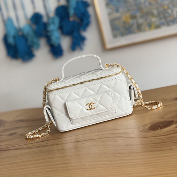 Chanel 22K Small Vanity Case With Pockets In White 17cm - Image 5