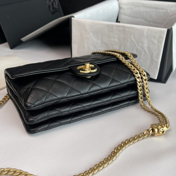 Chanel Small Pillow Crush Flap Bag Black 25cm AS3609 - Image 5