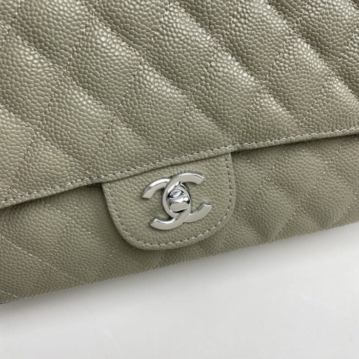 Chanel Classic Double Flap Bag Moss Green 25cm - Image 9