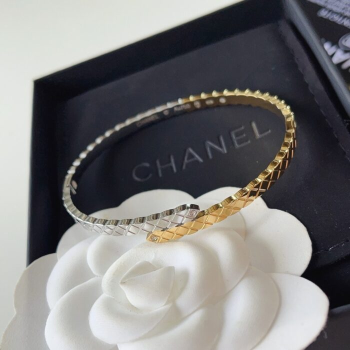 Chanel Coco Crush Gold Bangle - Image 6