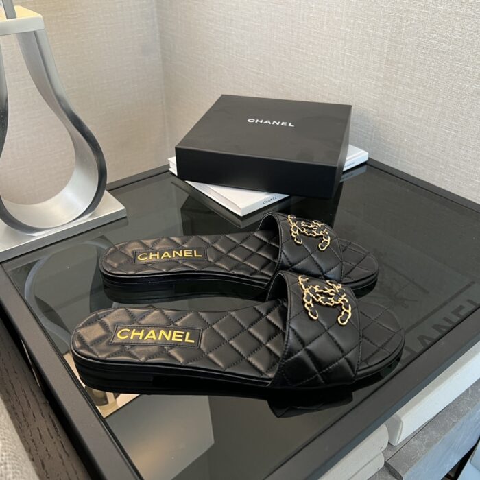 Chanel 23P Quilted CC Chain Sandal Black G39954 X56940 94305 - Image 2