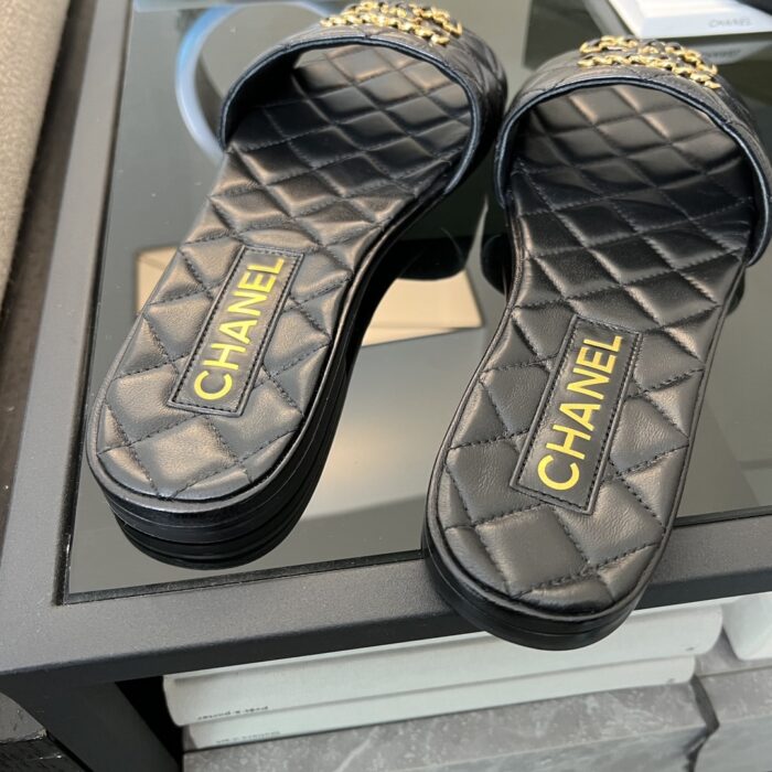 Chanel 23P Quilted CC Chain Sandal Black G39954 X56940 94305 - Image 6
