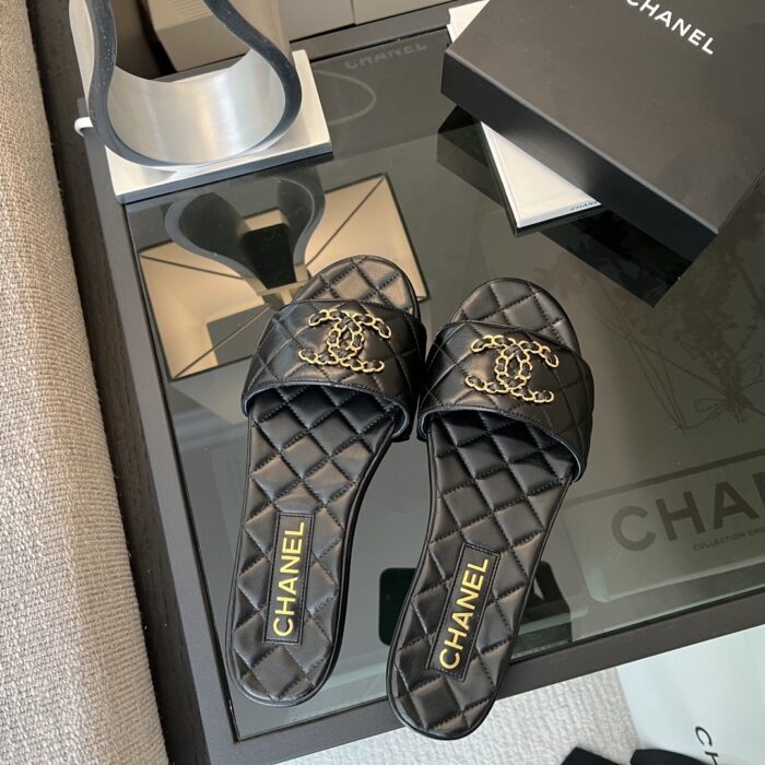 Chanel 23P Quilted CC Chain Sandal Black G39954 X56940 94305 - Image 4