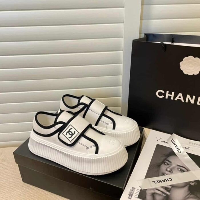 Chanel White CC Cap Toe Slipon Sneaker - Image 3