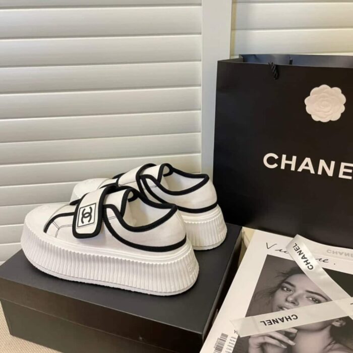 Chanel White CC Cap Toe Slipon Sneaker - Image 7
