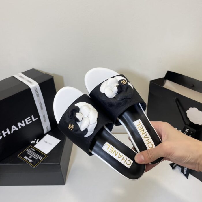 Chanel Camellia Two Tone Slides White And Black - Image 7