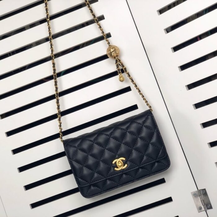 Chanel Classic Wallet On Chain Black 19cm - Image 4