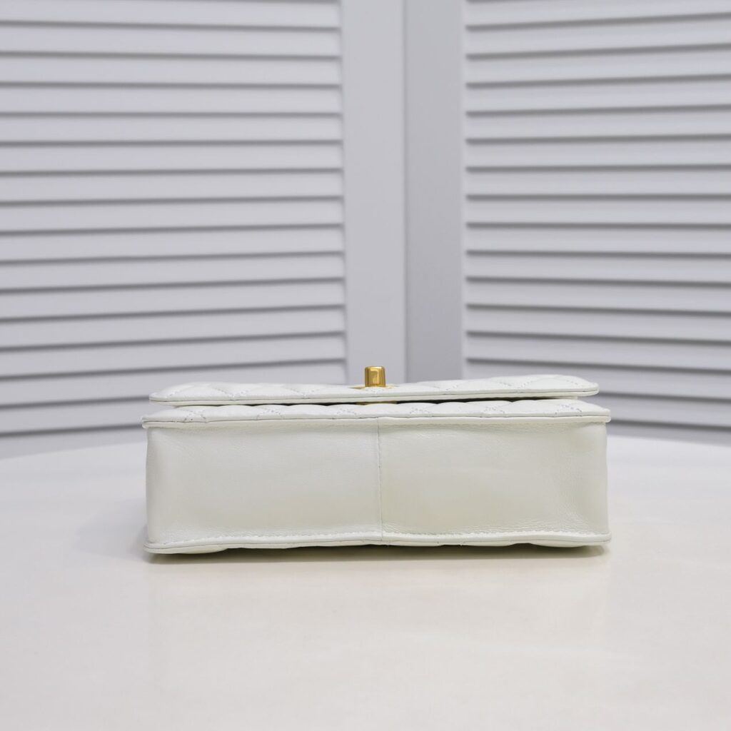 Chanel Wallet On Chain White 20cm - Image 6