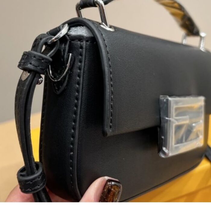 Fendi Baguette Bag Black 19cm Black 7AS142AMCPF0GXN - Image 3