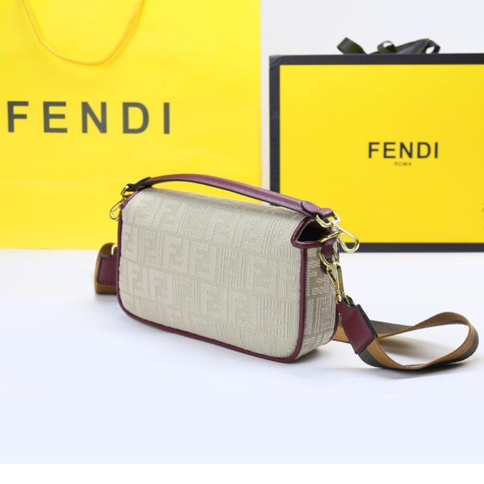 Fendi Baguette Nappa Bag Beige With Red Leather 27cm - Image 3