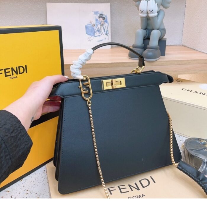 Fendi Peekaboo ISeeU Petite Bag Black 33cm - Image 5